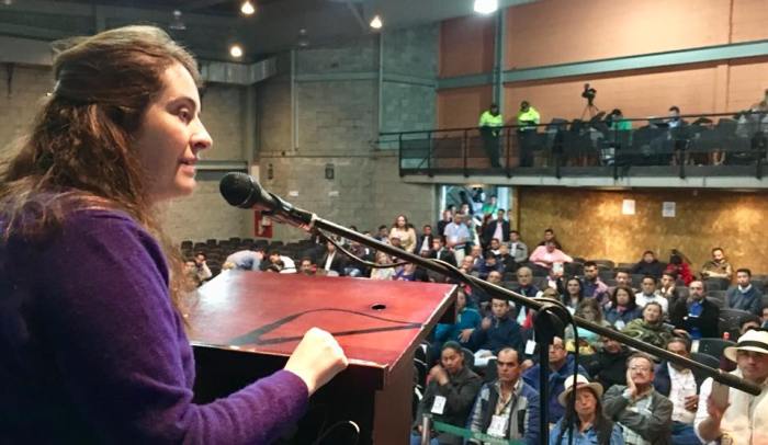 paloma valencia .jpg